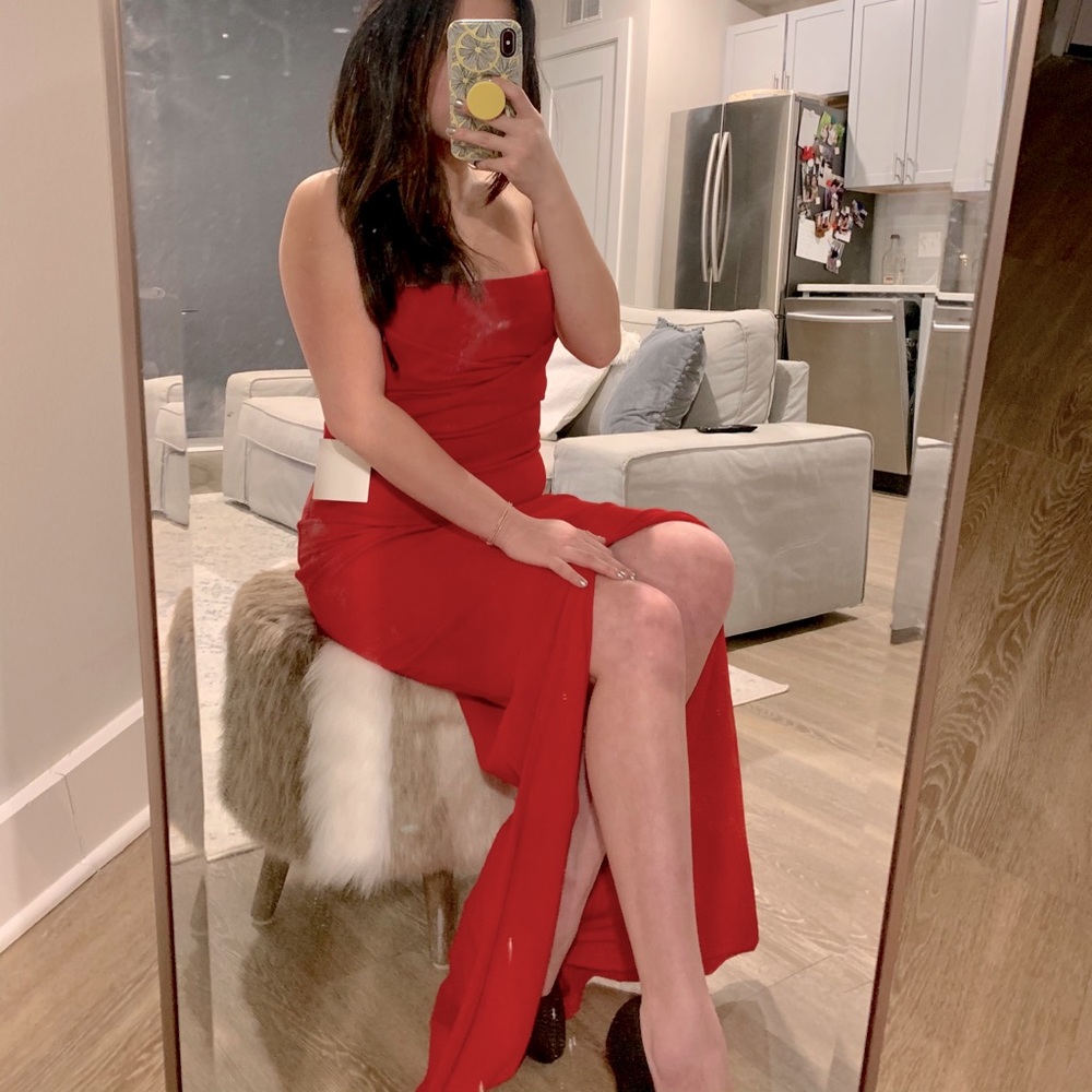 NWT Lulu’s floor length gown